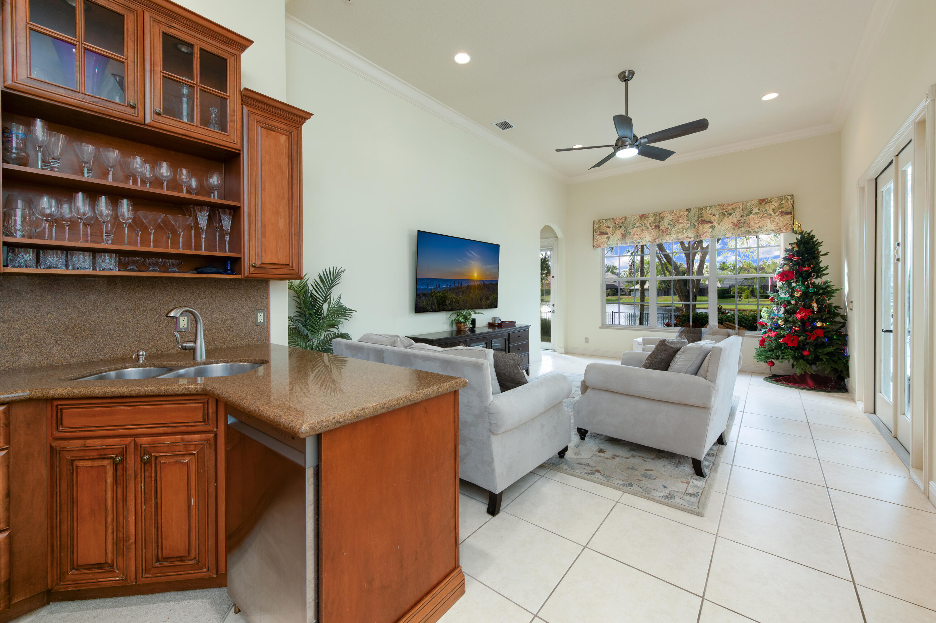 18640 Southeast River Ridge Road Jupiter, FL 33469 - Photo 23 of 65 Kitchen 4