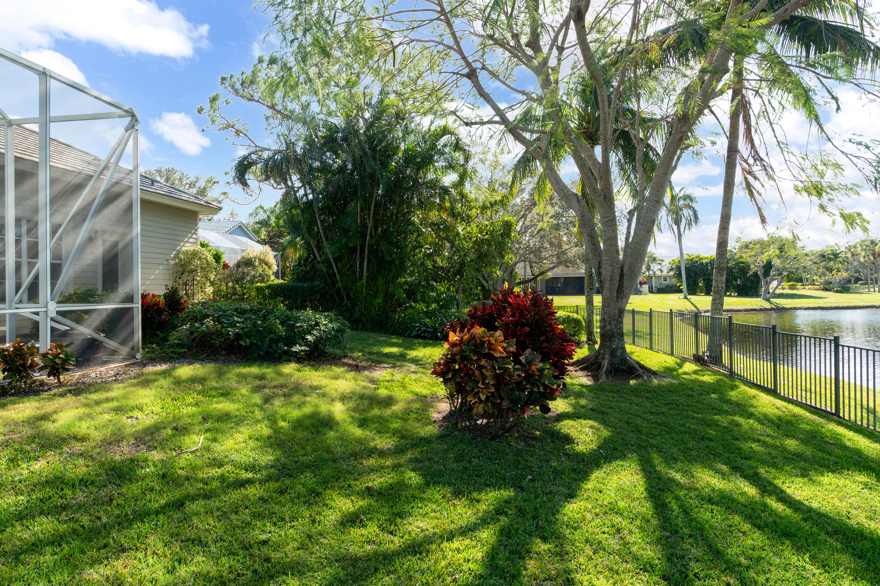18640 Southeast River Ridge Road Jupiter, FL 33469 - Photo 41 of 65 Back Yard