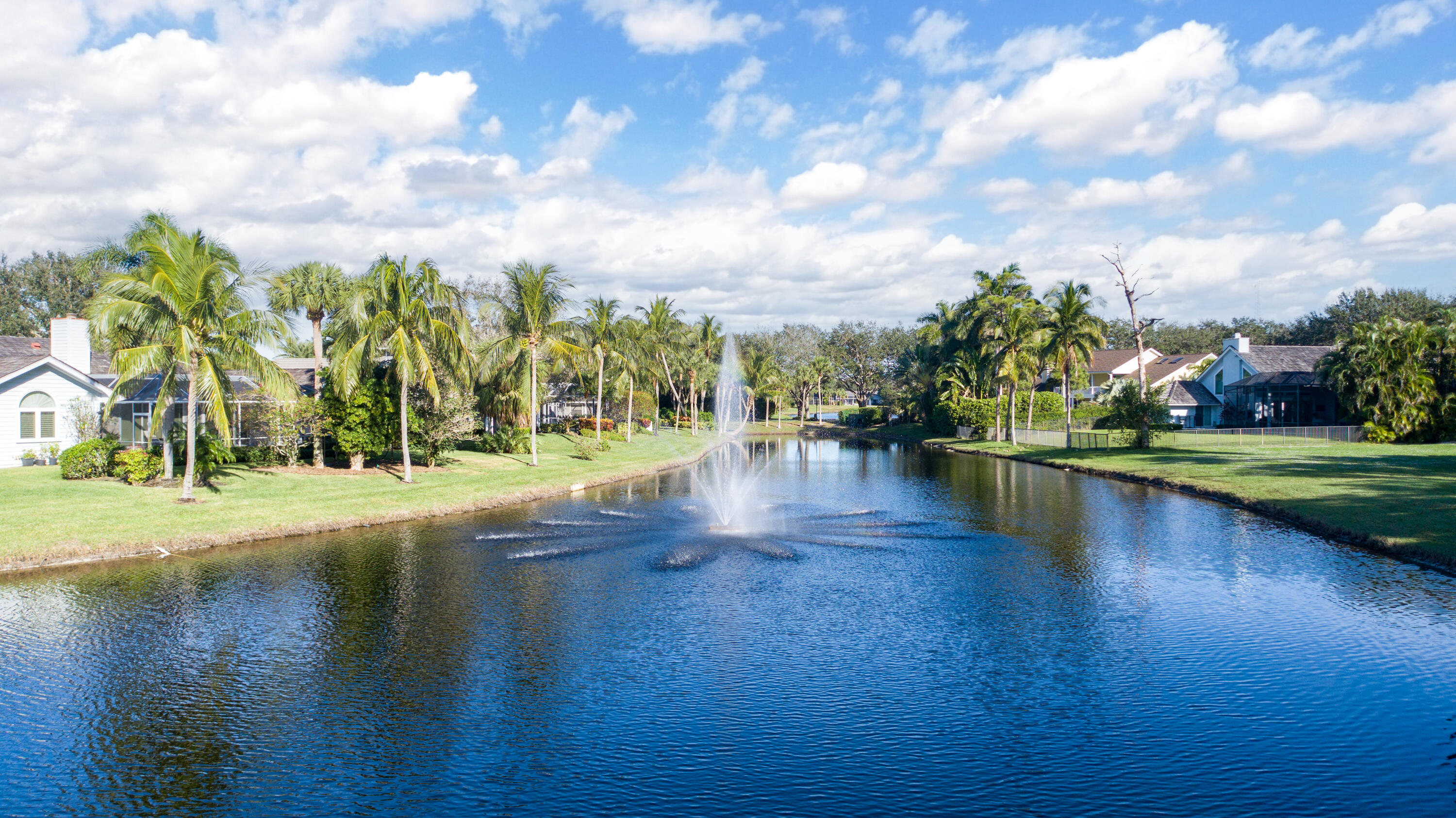 18640 Southeast River Ridge Road Jupiter, FL 33469 - Photo 46 of 65 Aerial Lake View Right