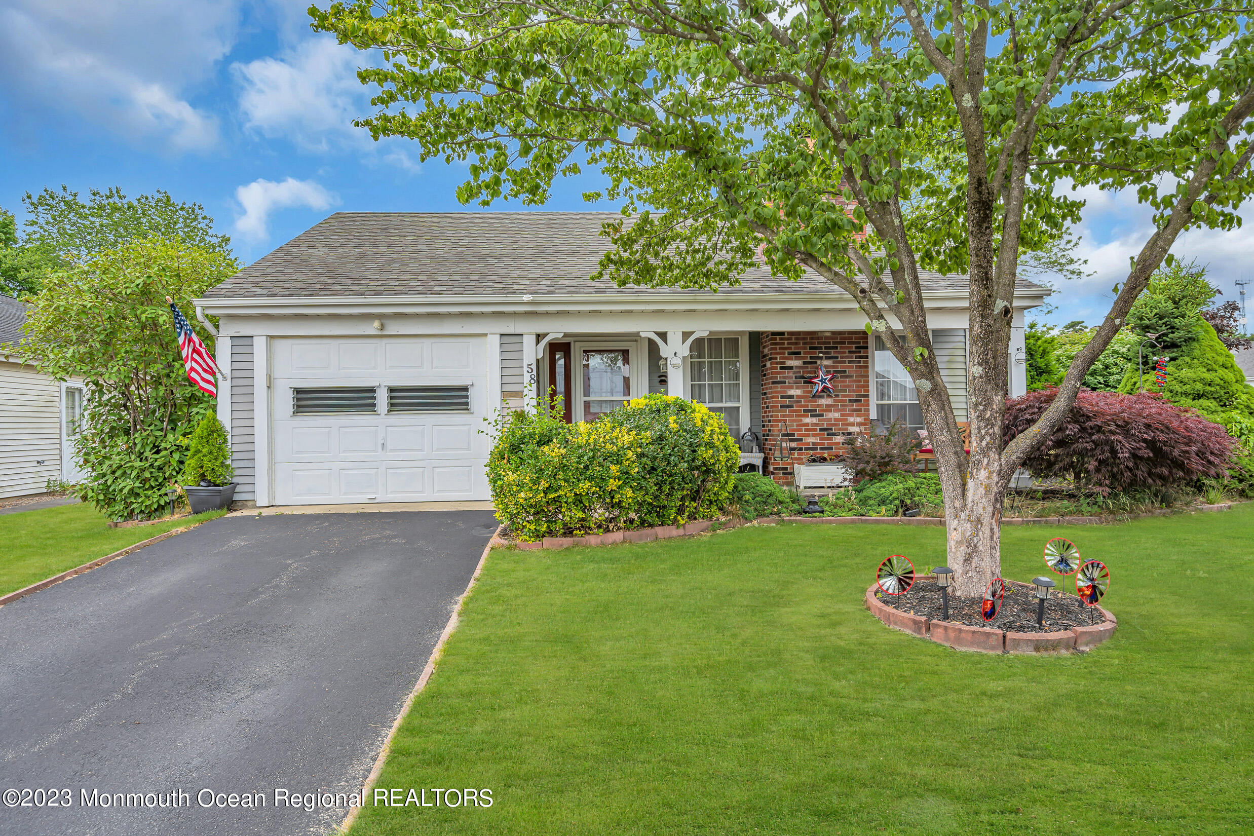 58 Hastings Road Manchester Township, NJ 08759 - Photo 5 of 35 1 (5)