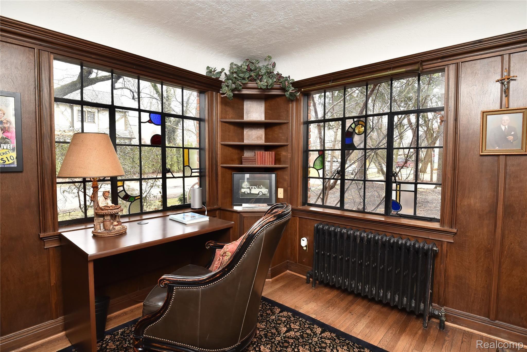 492 Rivenoak Street Birmingham, MI 48009 - Photo 10 of 40 492 Rivenoak _10.JPG