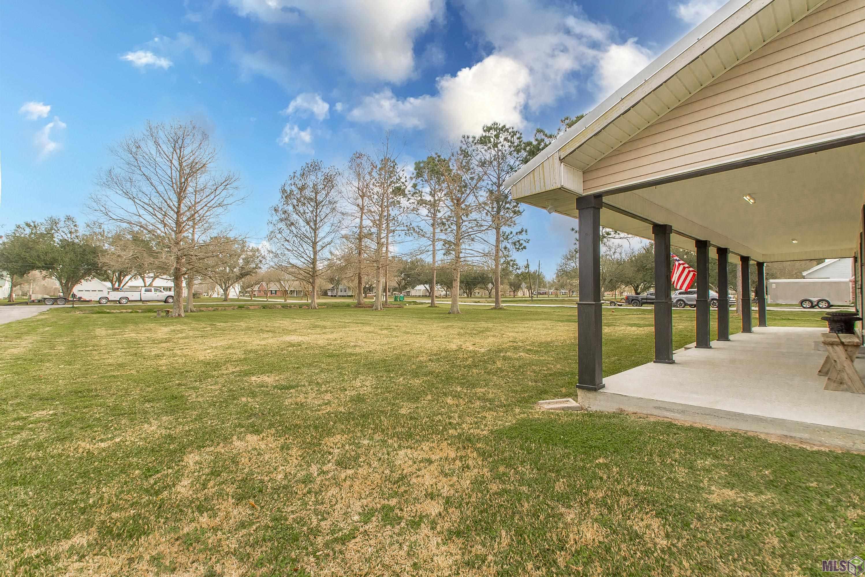 784 Lefort Bypass Road Thibodaux, LA 70301 - Photo 3 of 53