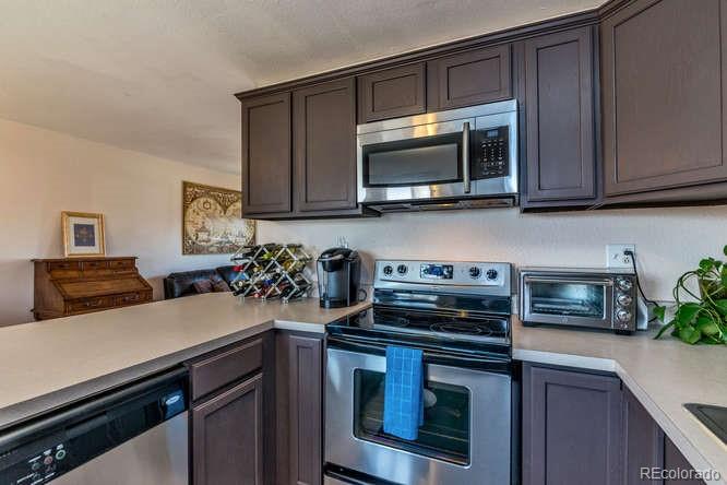 5573 Raritan Way Denver, CO 80221 - Photo 18 of 33 Gallery Image 18