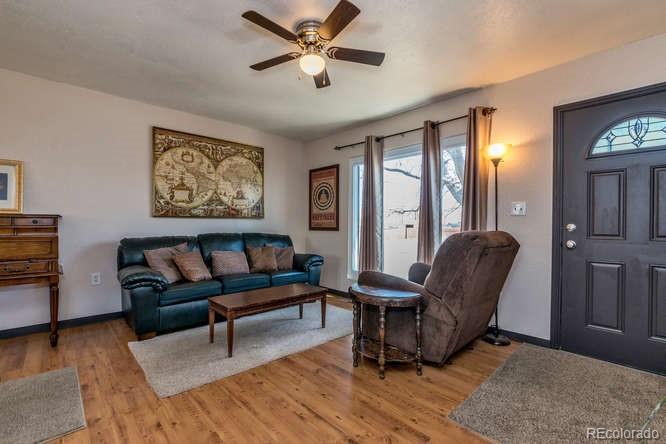 5573 Raritan Way Denver, CO 80221 - Photo 8 of 33 Gallery Image 8