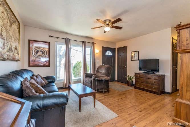 5573 Raritan Way Denver, CO 80221 - Photo 9 of 33 Gallery Image 9