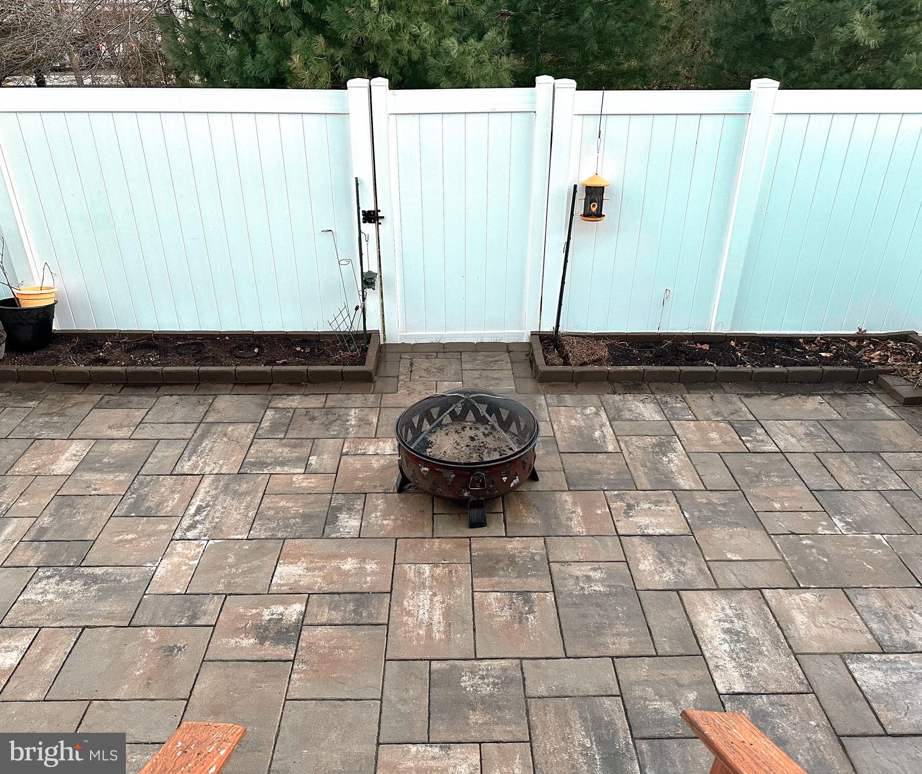 41663 McMonagle Square Aldie, VA 20105 - Photo 22 of 22 a view of a back yard