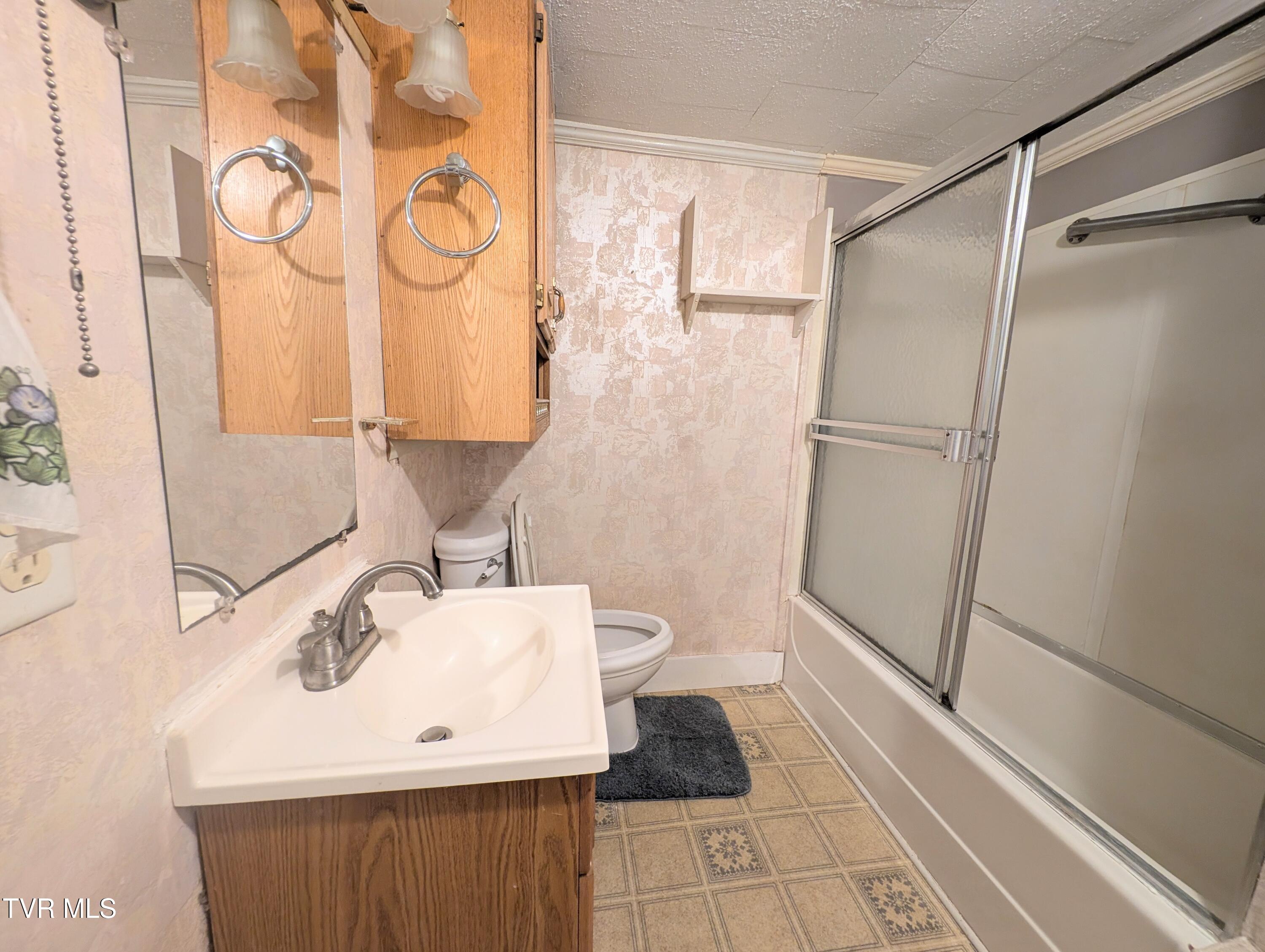 2005 DC Caney Ridge Road Clintwood, VA 24228 - Photo 19 of 28 1000014358