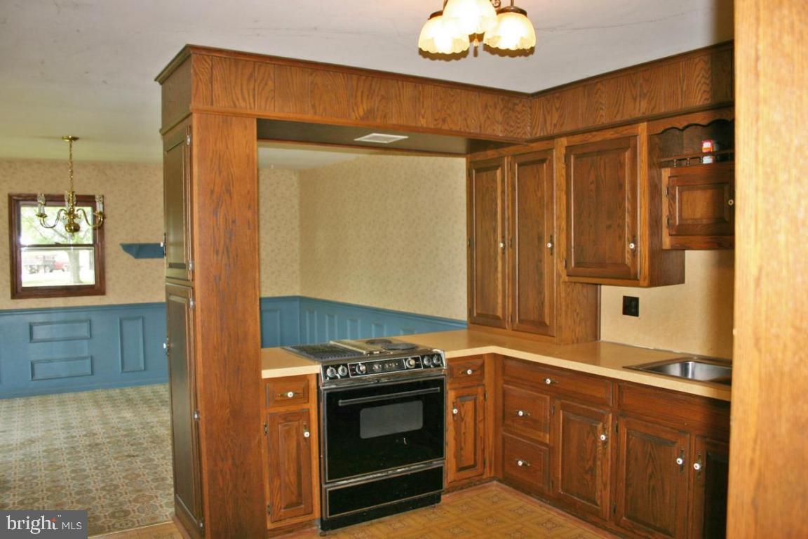 182 Hollow Road Quarryville, PA 17566 - Photo 7 of 15