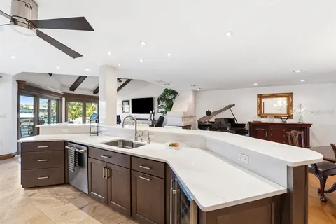 $1,950,000 | 740 Pinellas Bayway South, Tierra Verde, FL 33715