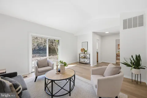 $999,000 | 11708 Rosalinda Drive, Potomac, MD 20854