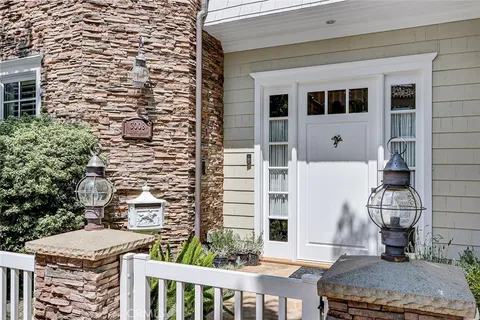 $4,875,000 | 3008 Agnes Road, Manhattan Beach, CA 90266