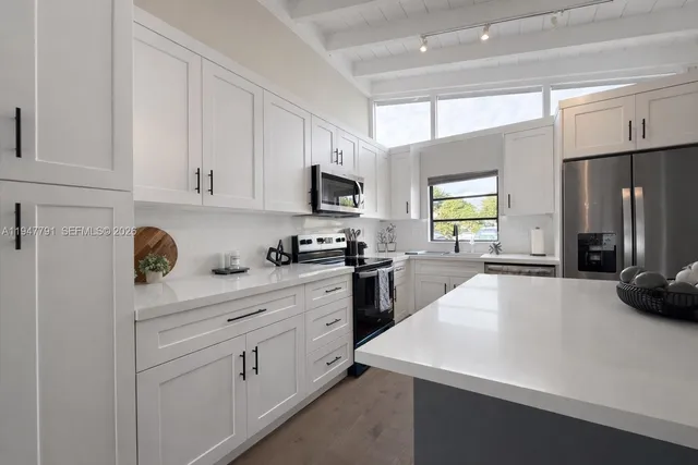 $525,000 | 13168 Southwest 93rd Place, Miami, FL 33176