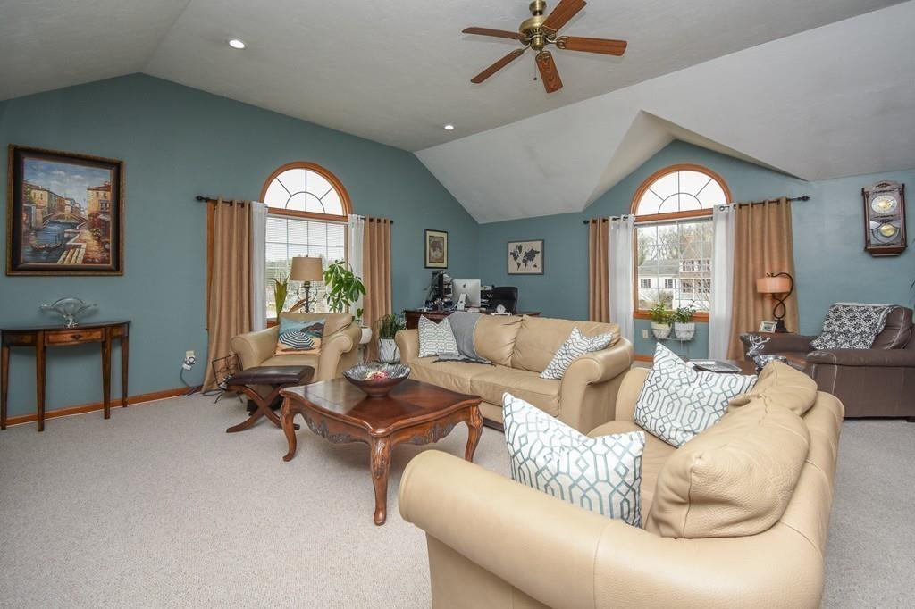 35 Roland Way Milford, MA 01757 - Photo 12 of 36 Gallery Image 12
