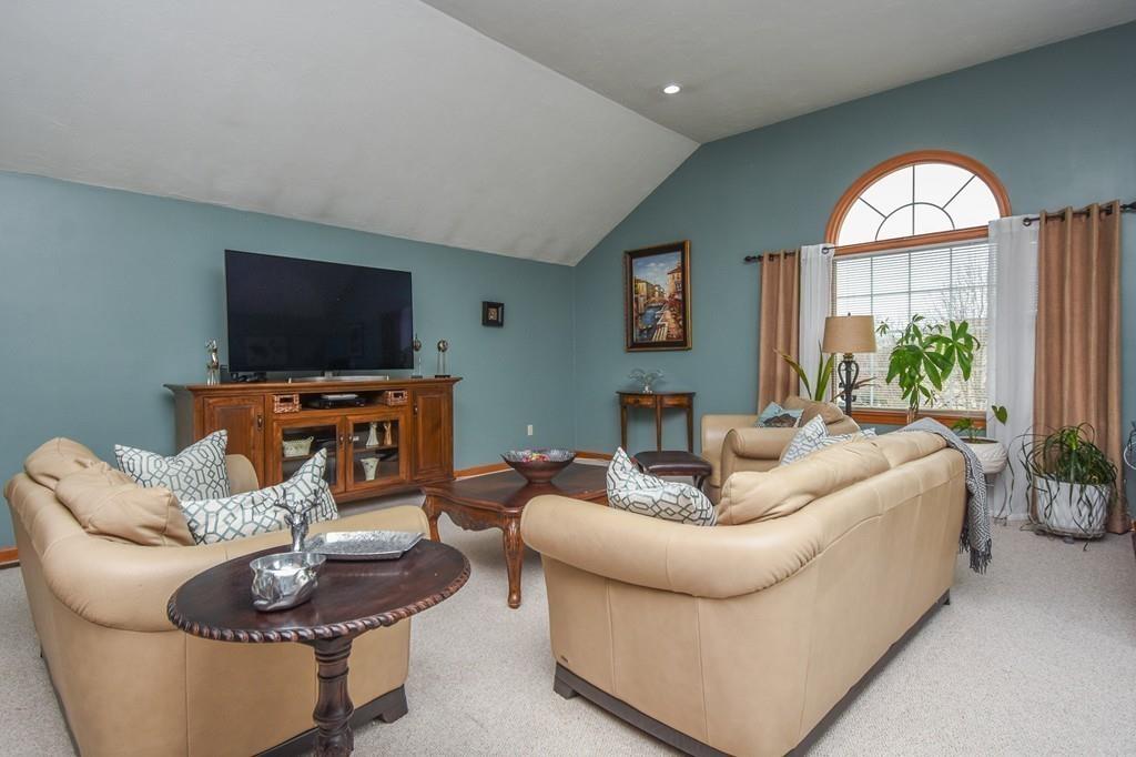 35 Roland Way Milford, MA 01757 - Photo 13 of 36 Gallery Image 13