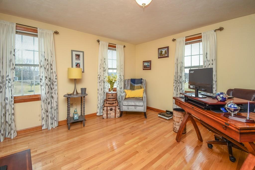 35 Roland Way Milford, MA 01757 - Photo 18 of 36 Gallery Image 18