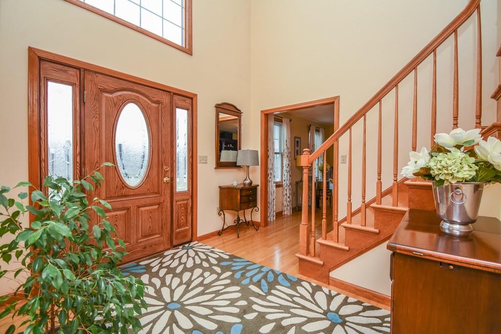 35 Roland Way Milford, MA 01757 - Photo 4 of 36 Gallery Image 4