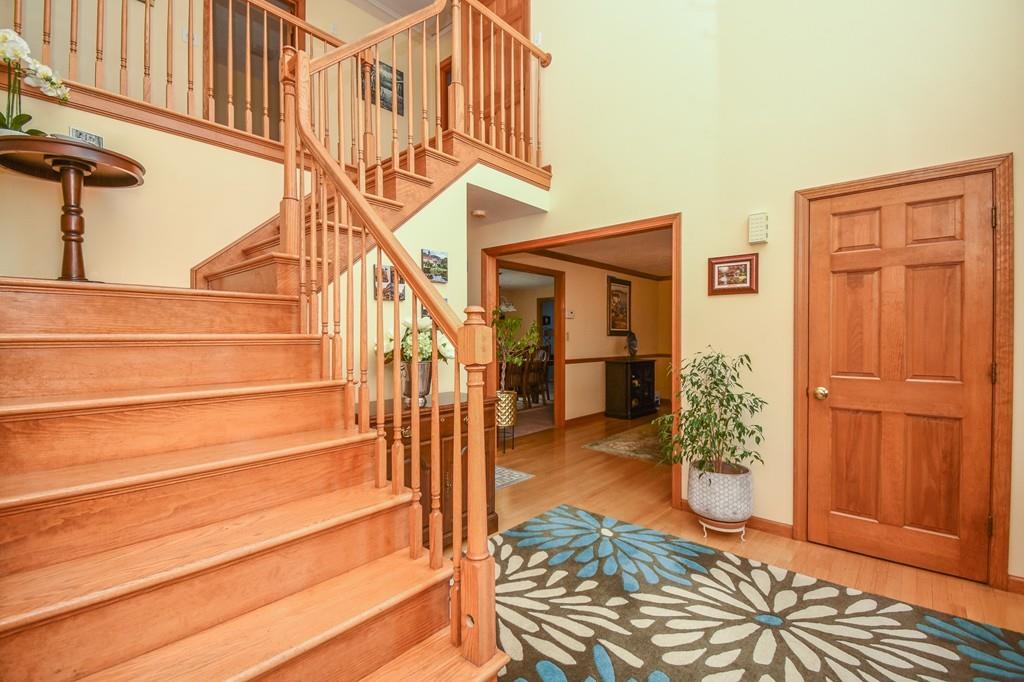 35 Roland Way Milford, MA 01757 - Photo 5 of 36 Gallery Image 5