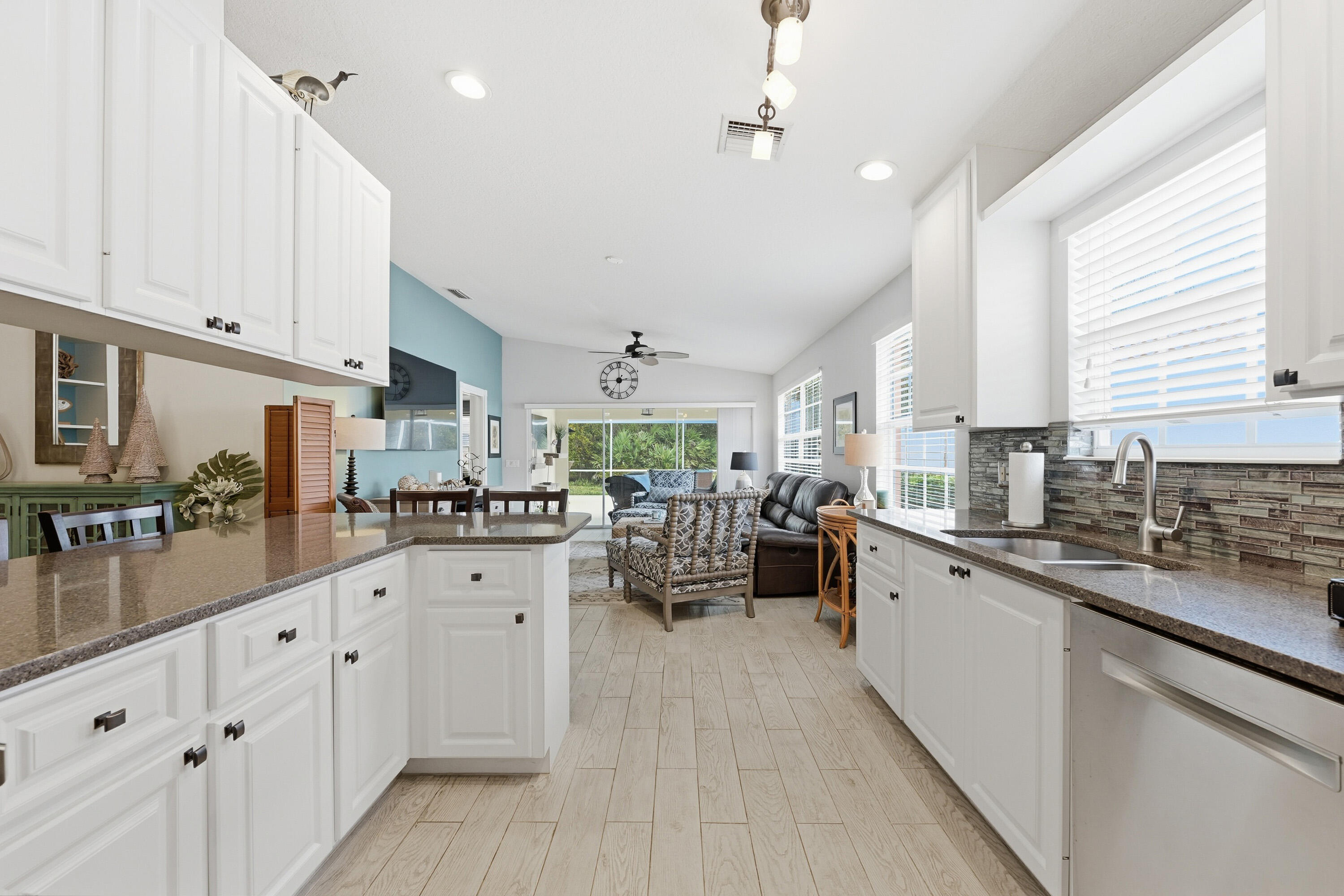 1019 Southwest Tamarrow Place Stuart, FL 34997 - Photo 33 of 34 Open and airy floorplan