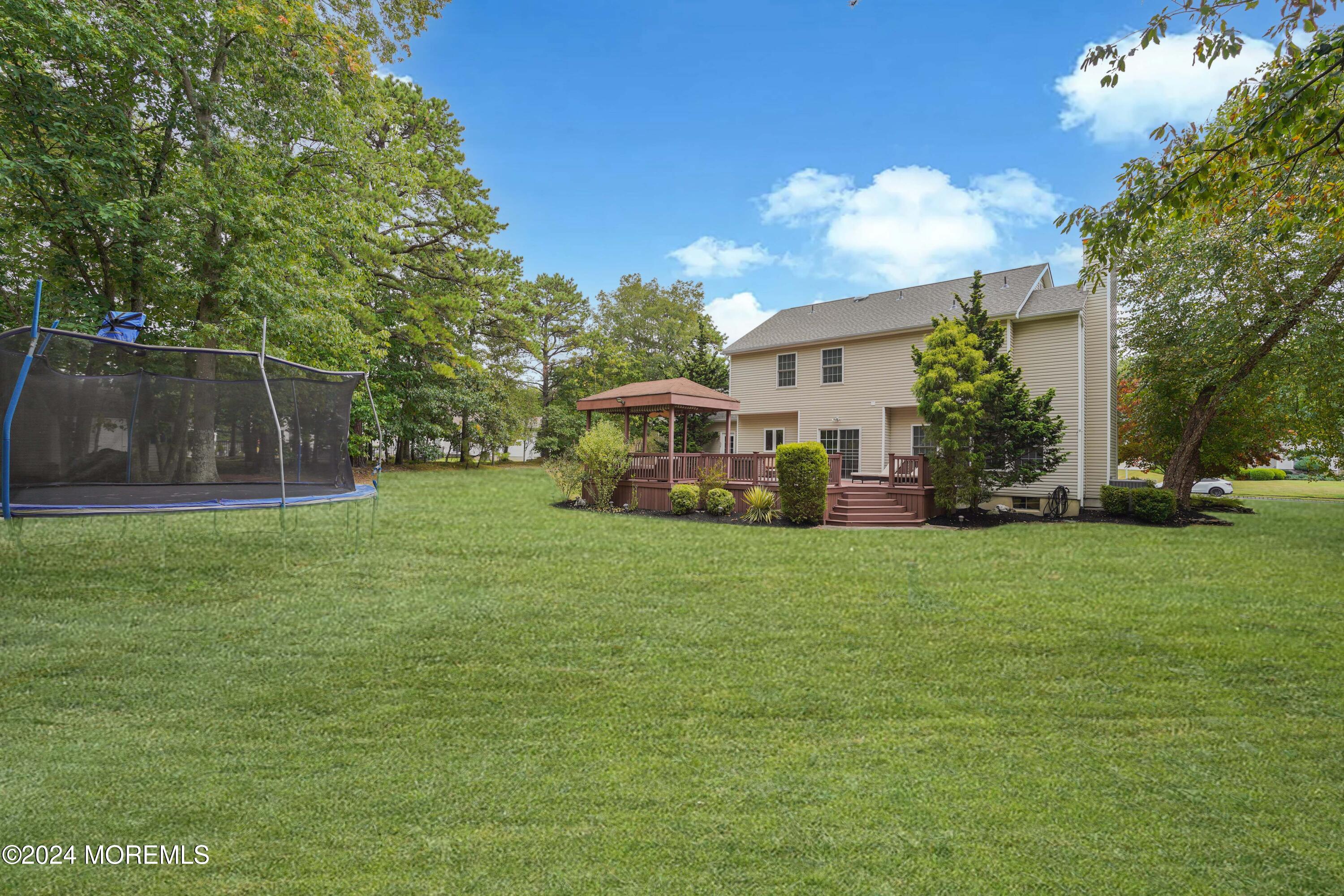 32 Olivia Way Jackson, NJ 08527 - Photo 5 of 24 PLENTY OF BACKYARD ROOM