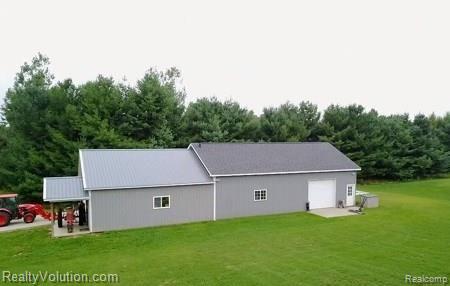 2413 Scott Road North Branch, MI 48461 - Photo 3 of 41 IMG_4131.jpg