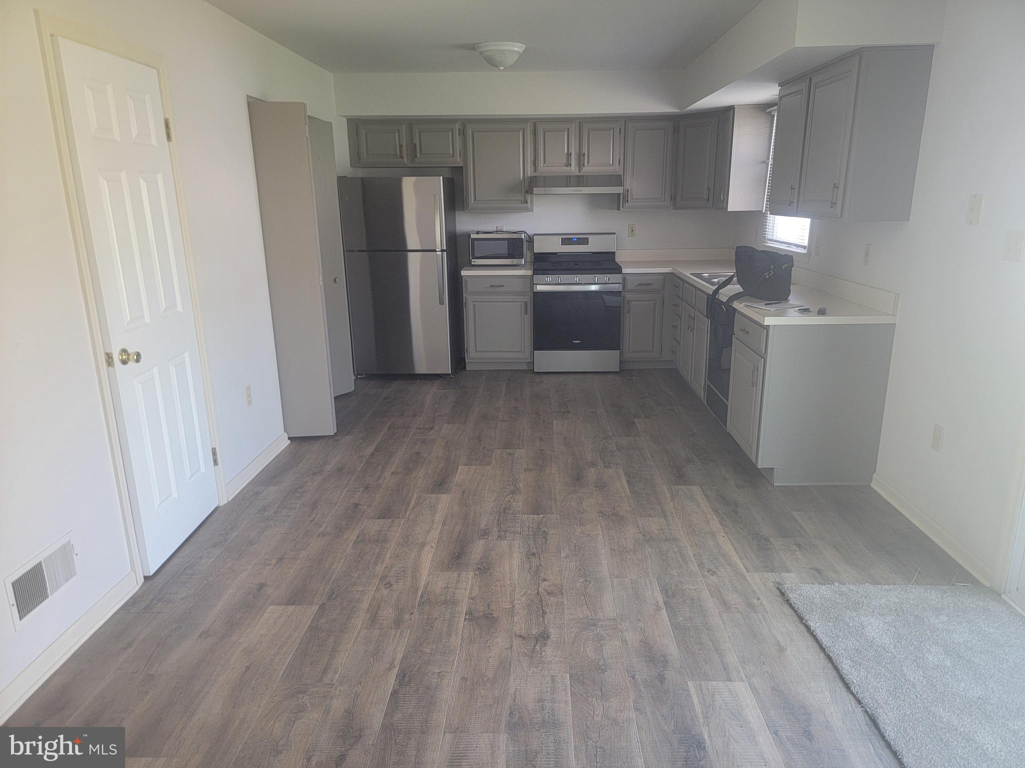 4 Adams Street Reading, PA 19606 - Photo 4 of 11