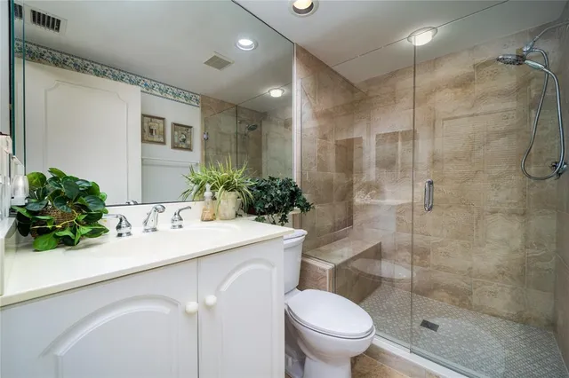 $835,000 | 184 Northeast Edgewater Drive, Unit 1001, Stuart, FL 34996