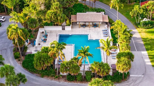 $835,000 | 184 Northeast Edgewater Drive, Unit 1001, Stuart, FL 34996