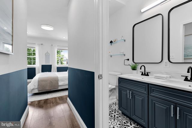 $900,000 | 815 Longfellow Street Northwest, Washington, DC 20011