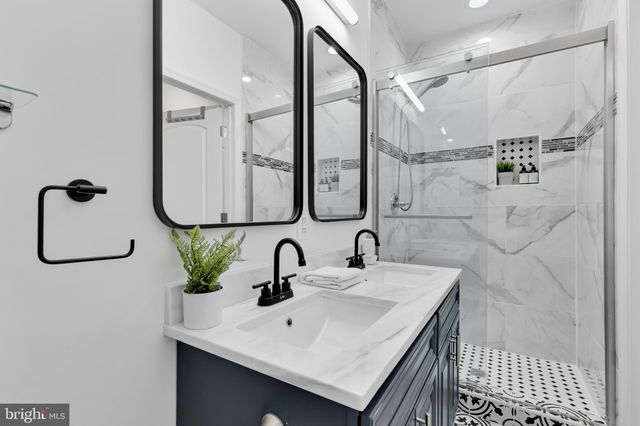 $900,000 | 815 Longfellow Street Northwest, Washington, DC 20011