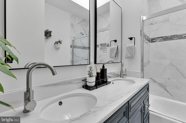 $900,000 | 815 Longfellow Street Northwest, Washington, DC 20011