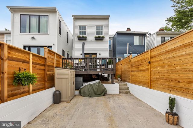 $900,000 | 815 Longfellow Street Northwest, Washington, DC 20011