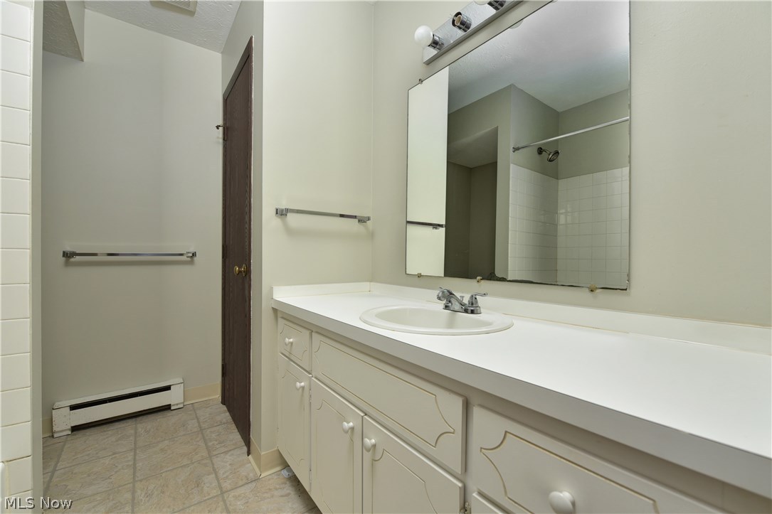 29315 Detroit Road, Unit 2 Westlake, OH 44145 - Photo 17 of 34