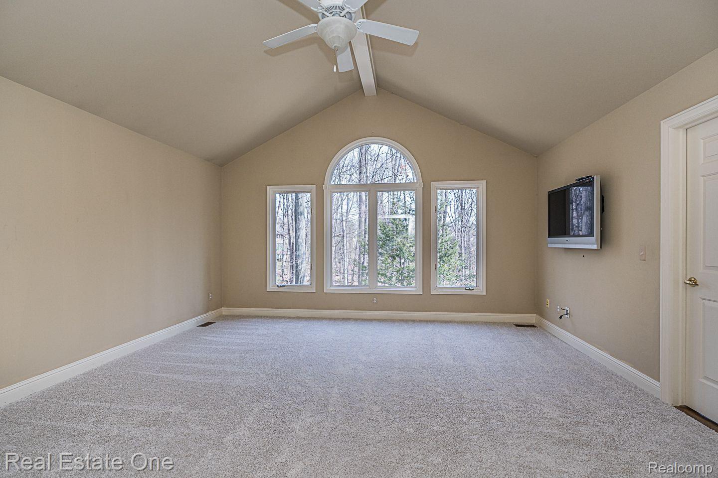 1926 Brookfield Road Rochester, MI 48306 - Photo 41 of 70 Gallery Image 41