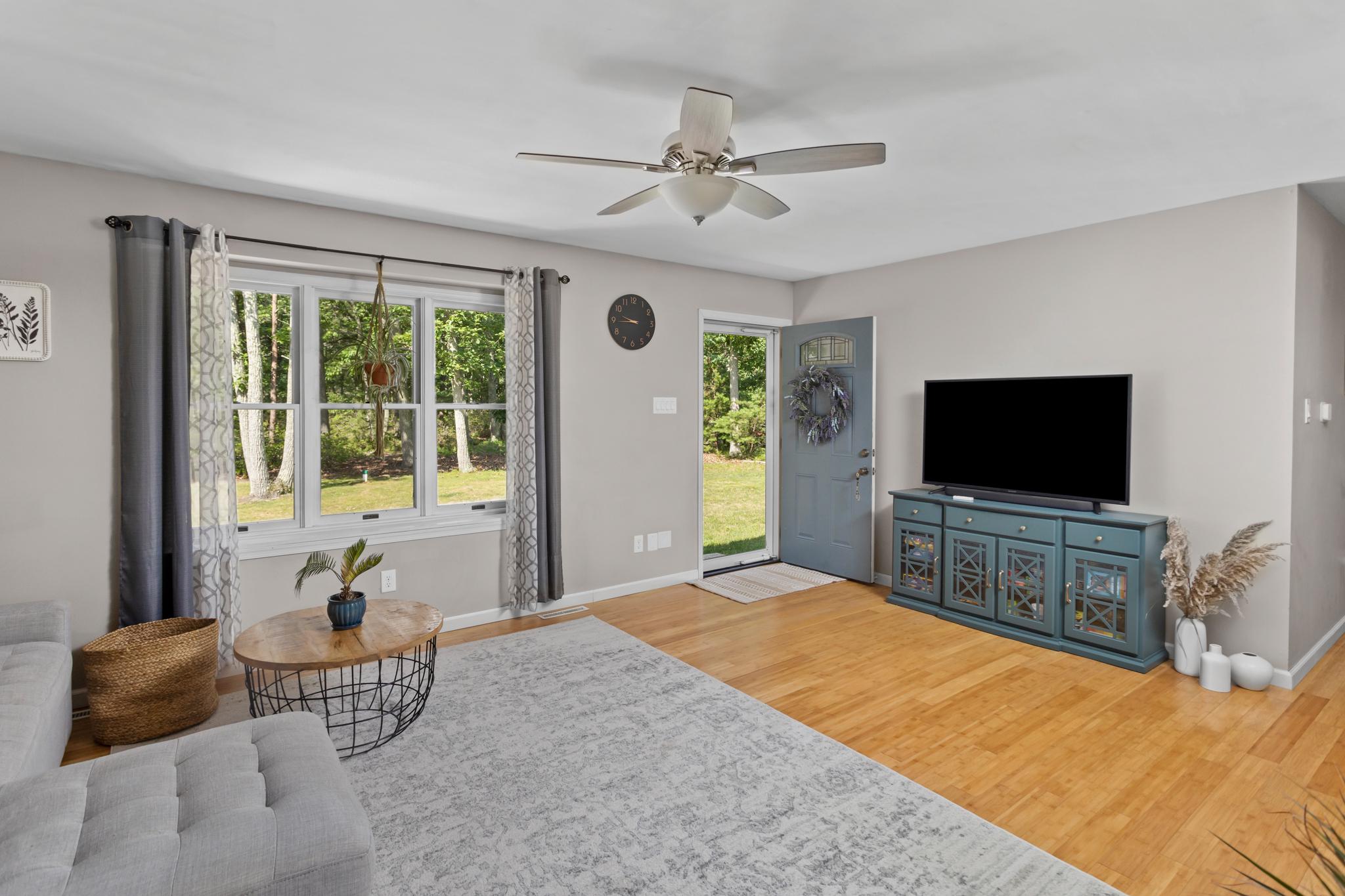 64 Patty Bowker Road Tabernacle, NJ 08088 - Photo 5 of 35 Light infused Family Room