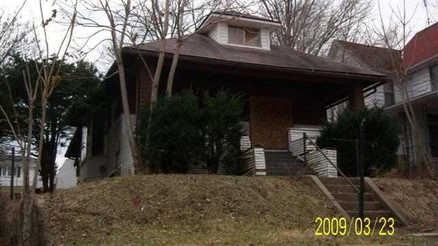 284 West Walnut Street Canton, IL 61520 - Photo 2 of 2 Gallery Image 2