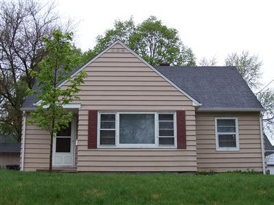 2804 Wellington Road Kalamazoo, MI 49008 - Photo 1 of 9 Primary Photo