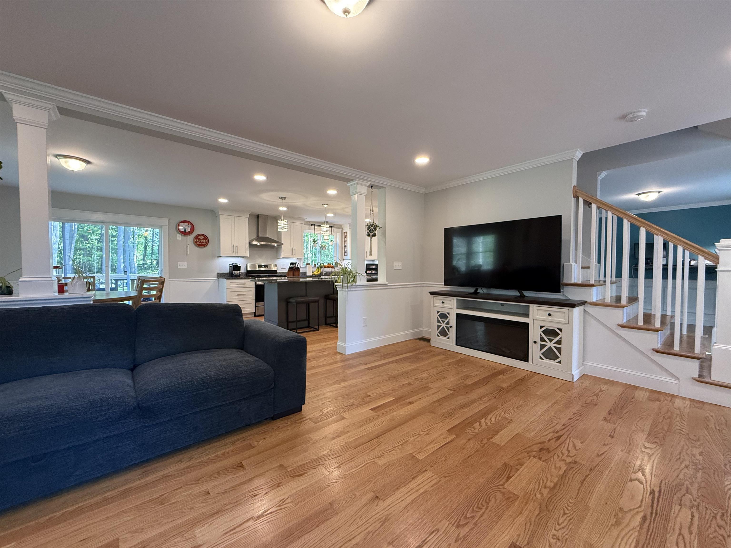 26 Swamp Road Epsom, NH 03234 - Photo 8 of 32