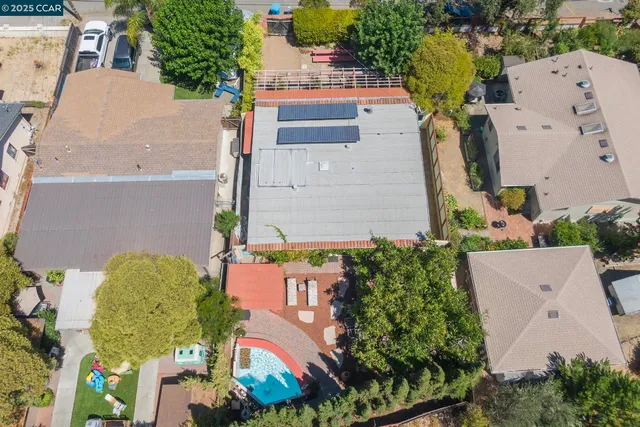 $695,000 | 17190 Cedar Avenue, Sonoma, CA 95476