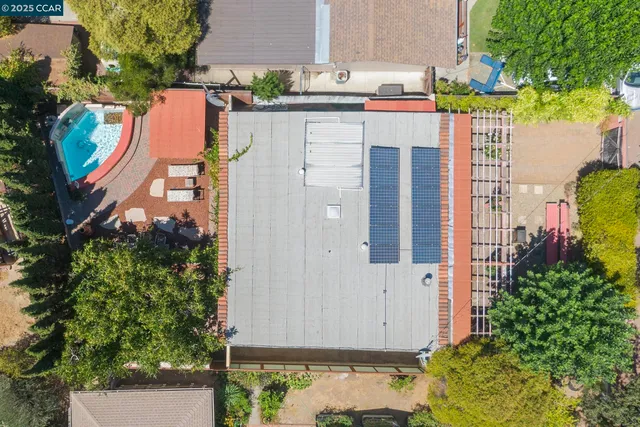 $695,000 | 17190 Cedar Avenue, Sonoma, CA 95476