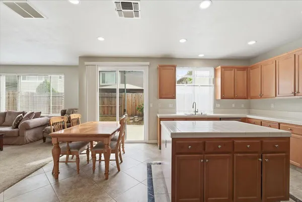 $519,000 | 3554 Whitehaven Avenue, Ceres, CA 95307