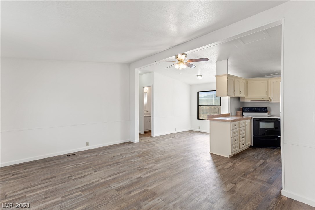 4530 West Rancho Road Pahrump, NV 89048 - Photo 9 of 30