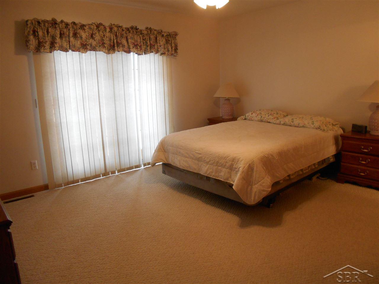 9275 South Beyer Road Birch Run, MI 48415 - Photo 8 of 18 31236902-7.JPG