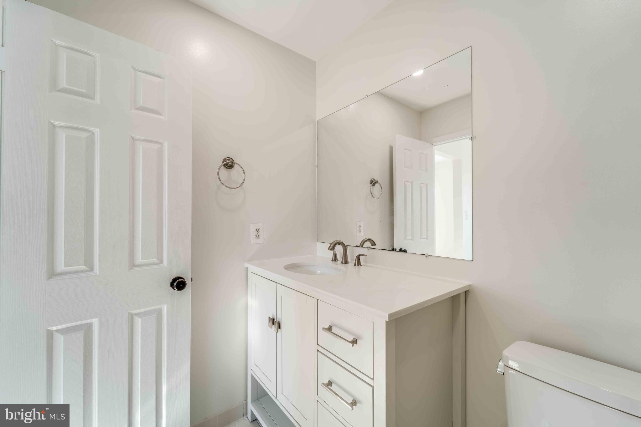 7713 Bristol Square Court Springfield, VA 22153 - Photo 27 of 41