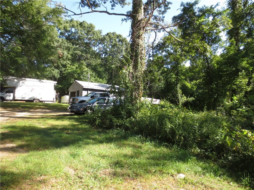 586 South County Trail Exeter, RI 02822 - Photo 3 of 3