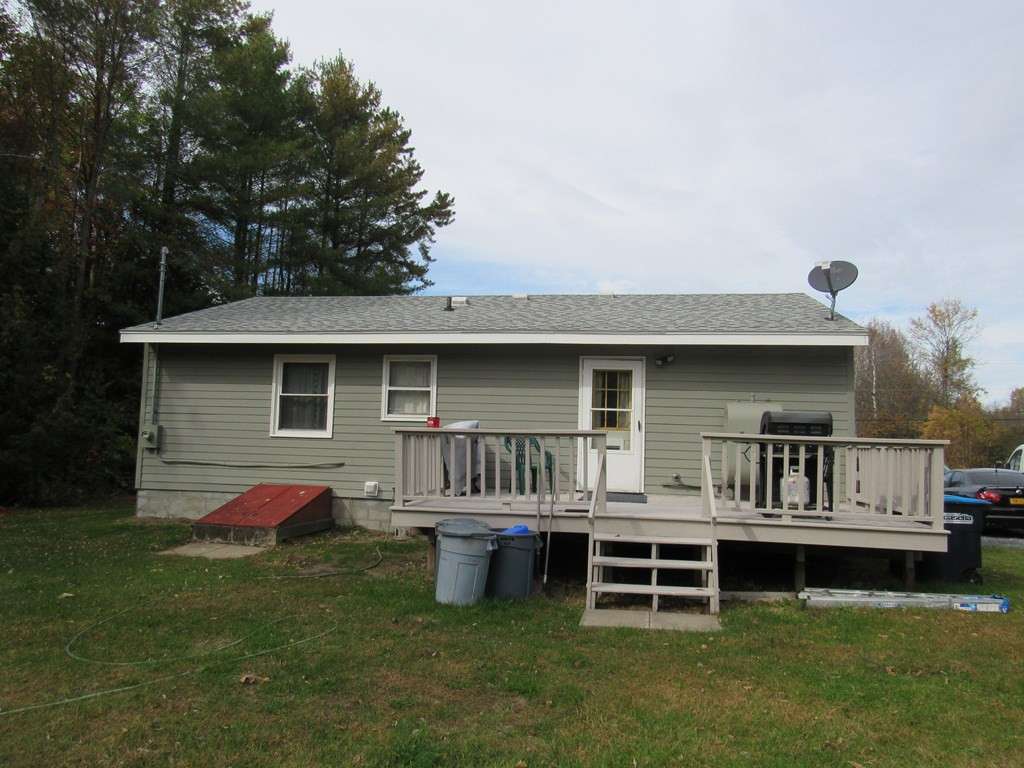 381 Salmon River Road Plattsburgh, NY 12901 - Photo 7 of 31 Gallery Image 7