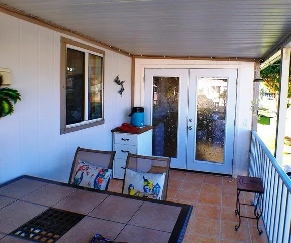 a view of an entryway with sitting area