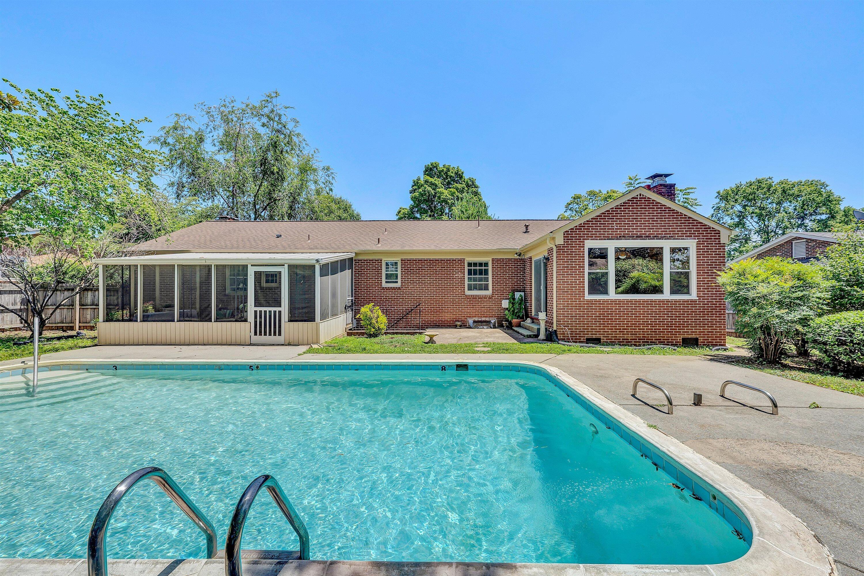 423 Highfield Road Salem, VA 24153 - Photo 40 of 45 35-DSC09022