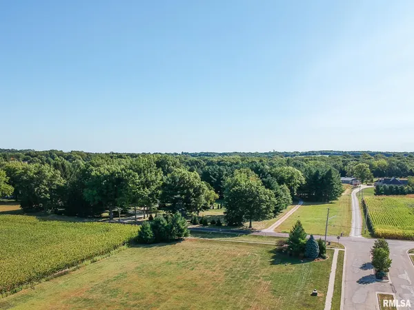 $75,000 | Lot 1 Wolf Crossing Drive, Morton, IL 61550