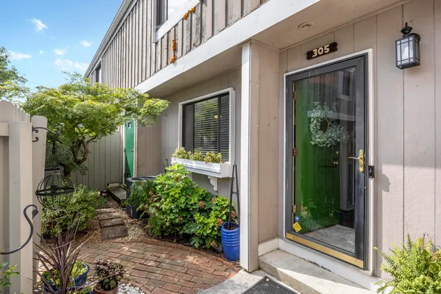 $185,000 | 800 Reads Lake Road, Unit 305, Chattanooga, TN 37415