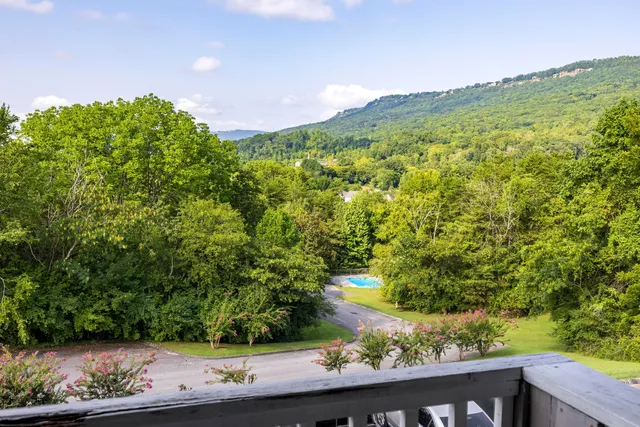 $185,000 | 800 Reads Lake Road, Unit 305, Chattanooga, TN 37415